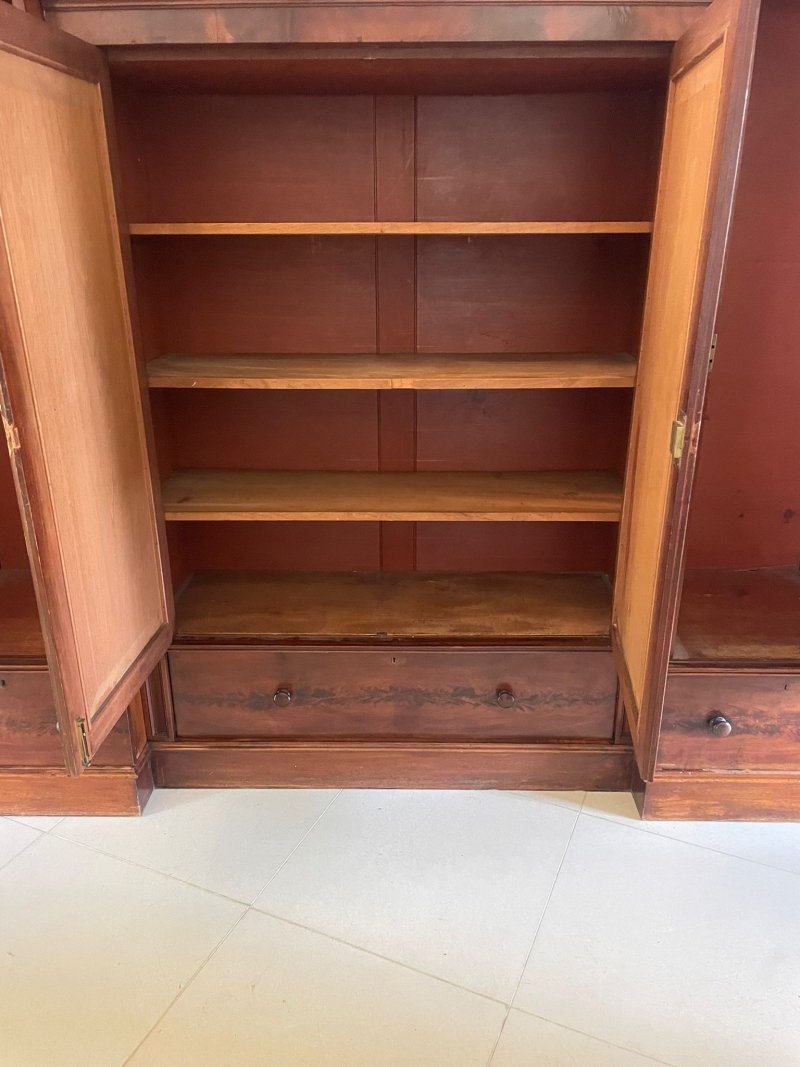 Outstanding Quality Large Victorian Antique Figured Mahogany Four Door Wardrobe - Image 6